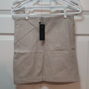Dynamite mini skirt BNWT